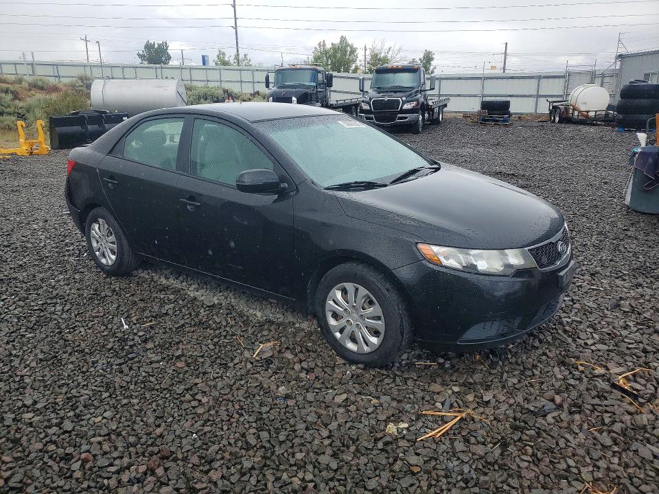 2012 Kia Forte VIN KNAFU4A29C5602146 COPART salvage auction — REAR END, NV - SALVAGE TITLE, sold $450 on 2026-07-30 (photo 4)