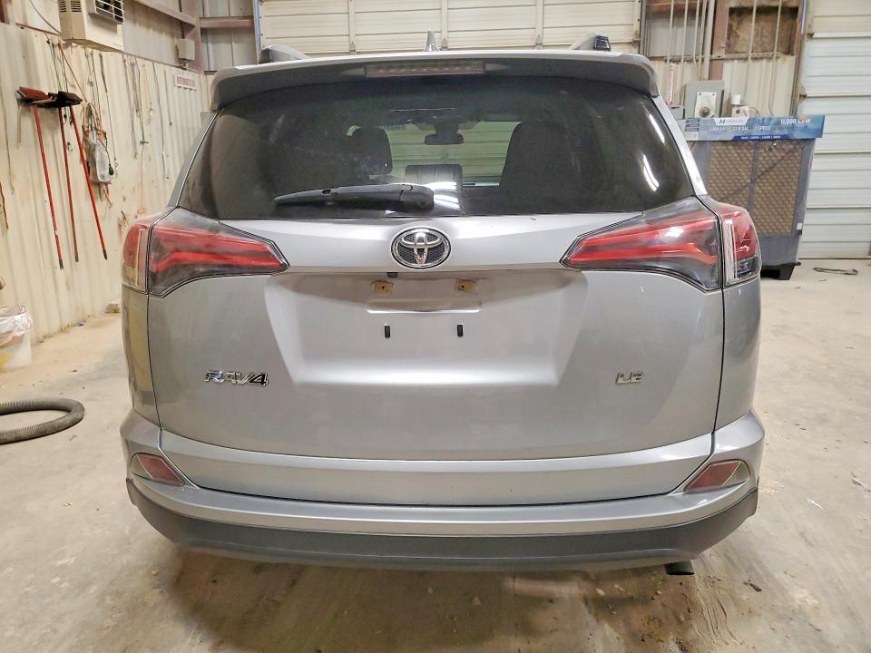 2018 Toyota Rav 4 VIN JTMZFREV7JJ183195 COPART salvage auction — HAIL, Tx - Salvage Vehicle Title, sold $3,900 on 2026-07-24 (photo 6)