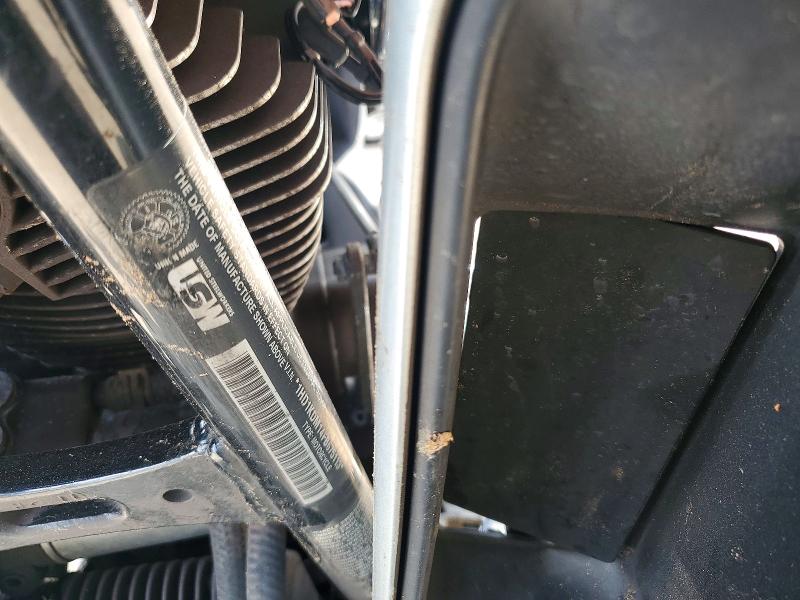 2015 Harley-davidson Flhtcul VIN 1HD1KDM14FB675113 COPART salvage auction — ALL OVER, Va - Cert Of Title - Salvage, sold $1,550 on 2026-07-02 (photo 8)
