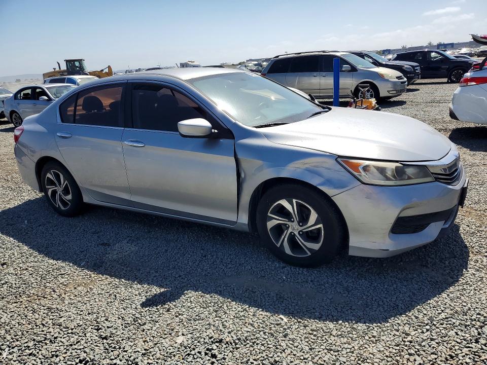 2017 Honda Accord VIN 1HGCR2F31HA012018 COPART salvage auction — FRONT END, Ca - Dis/Dlr/Exp App For Dup Clean, sold $2,850 on 2026-07-02 (photo 4)