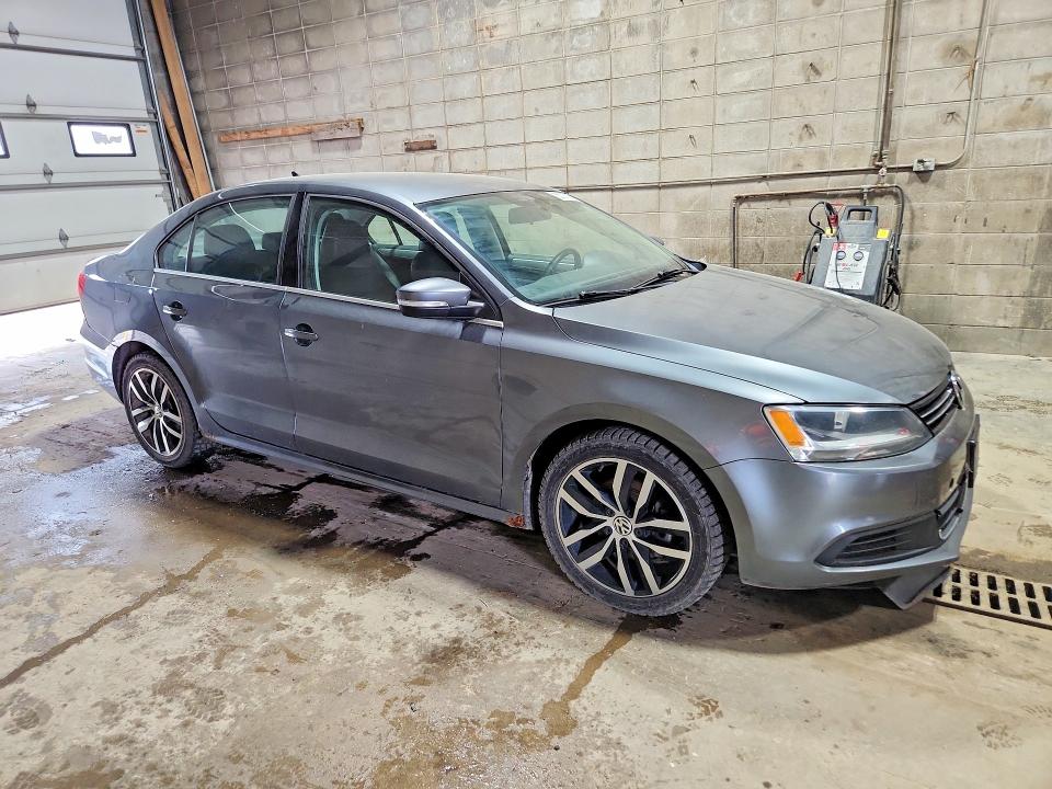 2013 Volkswagen Jetta VIN 3VWBX7AJ8DM432453 COPART salvage auction — FRONT END, MN - CERTIFICATE OF TITLE, sold $1,200 on 2026-07-09 (photo 4)