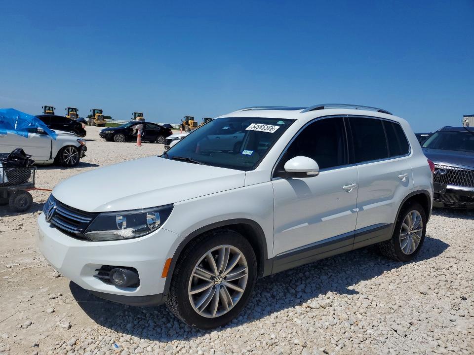 2015 Volkswagen Tiguan VIN WVGAV7AX8FW604603 COPART salvage auction — NORMAL WEAR, Tx - Salvage Vehicle Title, sold $150 on 2026-08-13 (photo 1)