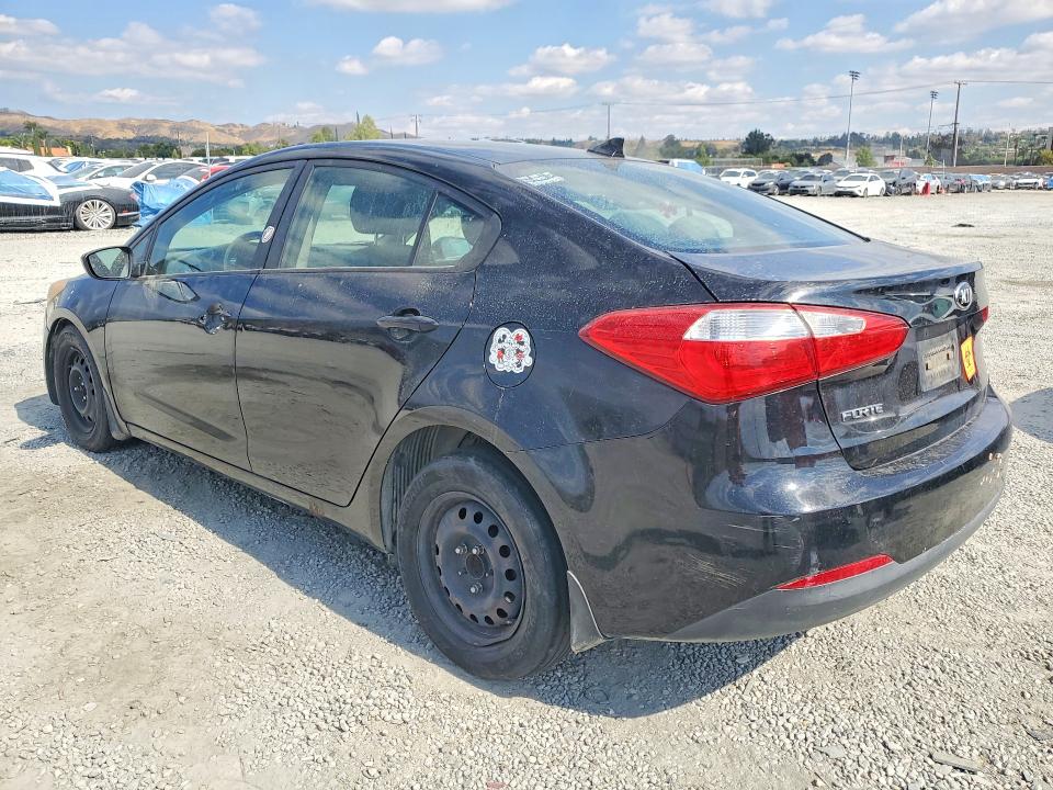 2016 Kia Forte VIN KNAFK4A66G5545158 COPART salvage auction — MINOR DENT/SCRATCHES, Ca - Cert Of Title-Salvaged, sold $325 on 2026-07-03 (photo 2)