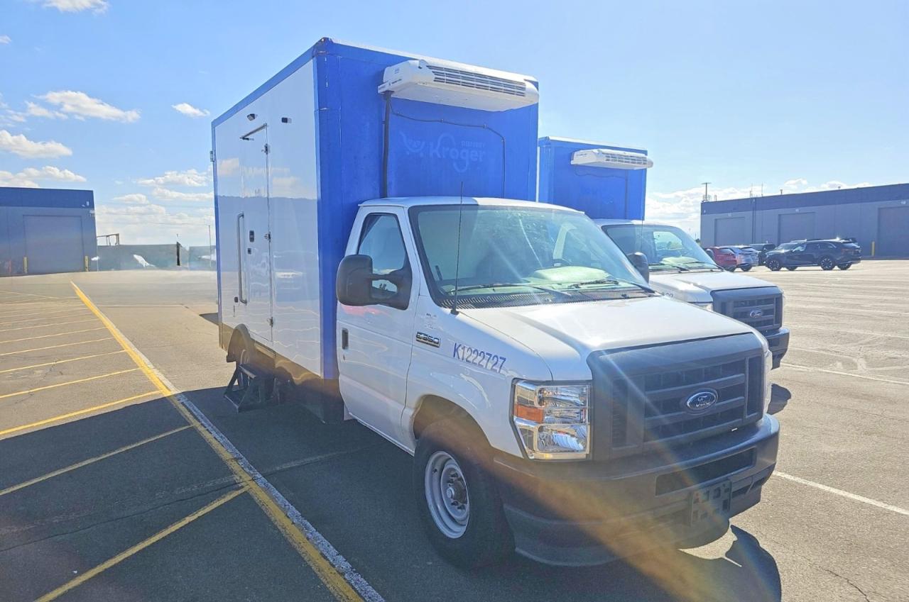 2023 Ford Econoline VIN 1FDWE3FK9PDD31812 COPART salvage auction — Normal Wear, CO - CERTIFICATE OF TITLE (P), sold $14,700 on 2026-07-30 (photo 2)