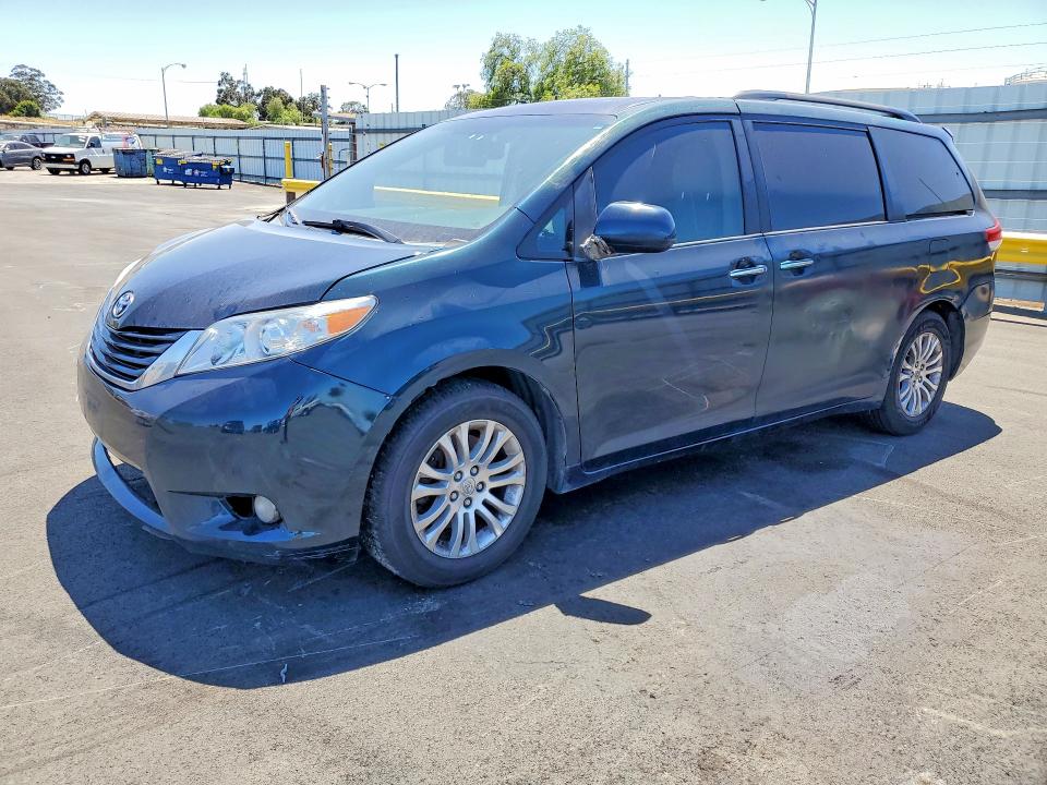 2012 Toyota VIN 5TDYK3DC6CS237189 COPART salvage auction — SIDE, Ca - Salvage Certificate, sold $1,700 on 2026-07-08 (photo 1)
