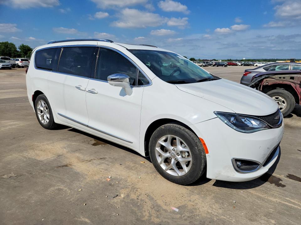 2020 Chrysler Pacifica VIN 2C4RC1GG9LR151954 COPART salvage auction — REAR END, Tx - Salvage Vehicle Title, sold $8,200 on 2026-08-20 (photo 4)
