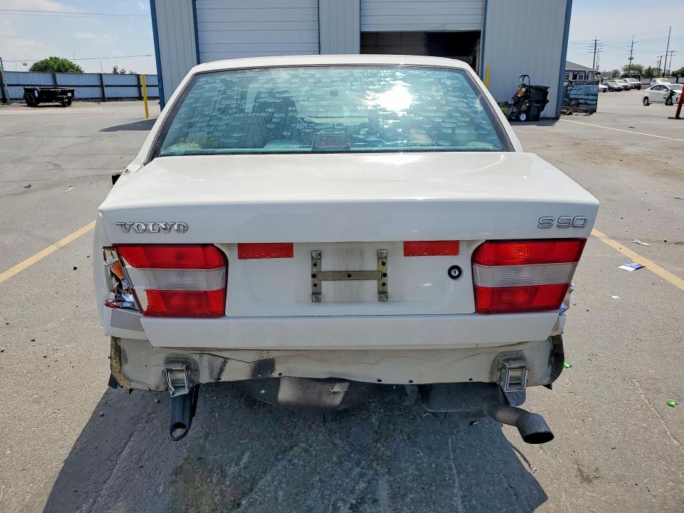 1998 Volvo S90 VIN YV1KS9601W1139193 COPART salvage auction — REAR END, ID - SALVAGE CERTIFICATE OF TITLE, sold $125 on 2026-07-30 (photo 6)