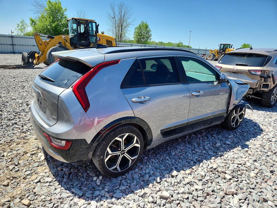 2023 Kia Niro VIN KNDCT3LE3P5040440 COPART salvage auction — FRONT END, WI - CERT OF TITLE-SALVAGE VEHICLE, sold $6,900 on 2026-07-06 (photo 3)