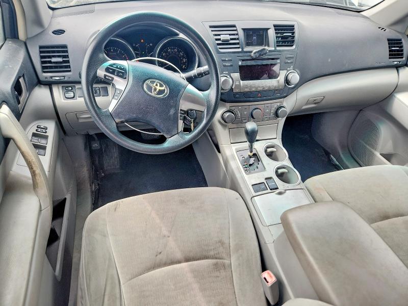 2011 Toyota Highlander VIN 5TDZA3EH0BS009799 COPART salvage auction — MINOR DENT/SCRATCHES, Ga - Certificate Of Title, sold $4,050 on 2026-07-28 (photo 8)