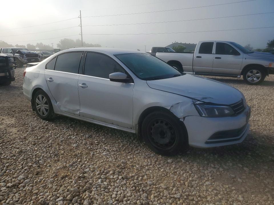 2017 Volkswagen Jetta VIN 3VW167AJ4HM389217 COPART salvage auction — REAR END, Tx - Salvage Vehicle Title, sold $375 on 2026-07-09 (photo 4)