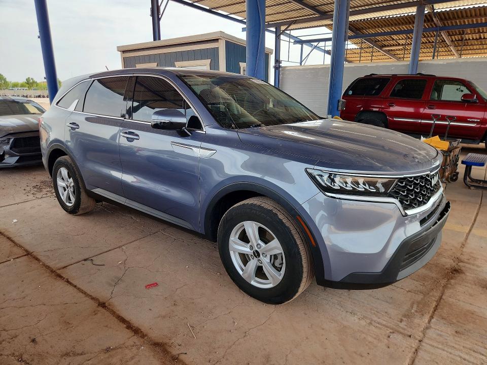 2023 Kia Sorento VIN 5XYRG4LC0PG189916 COPART salvage auction — FRONT END, Az - Cert Of Title - Salvage, sold $7,200 on 2026-07-09 (photo 4)