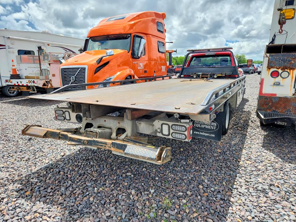 2019 Ram 5500 VIN 3C7WRMDL4KG617253 COPART salvage auction — MINOR DENT/SCRATCHES, In - Certificate Of Title (P), sold $41,750 on 2026-07-29 (photo 3)