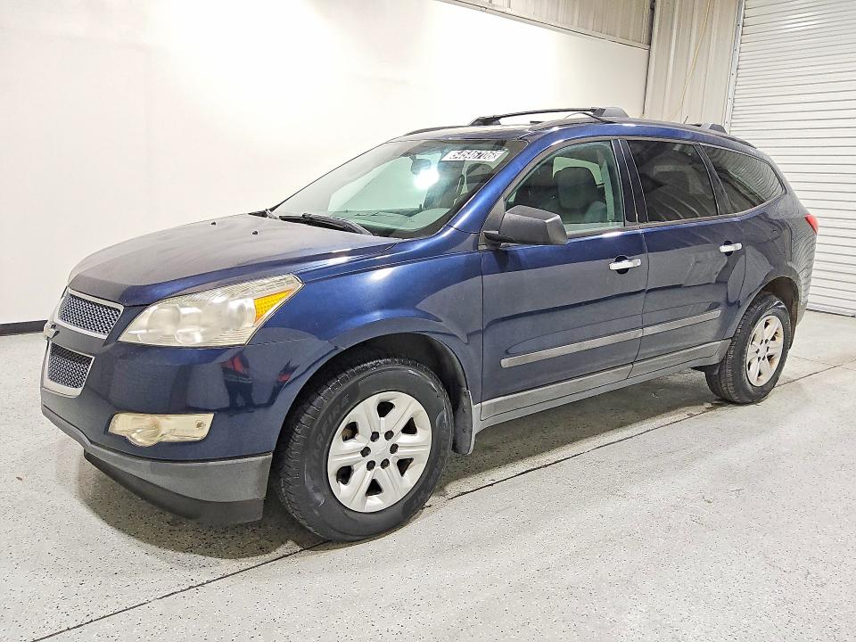 2011 Chevrolet Traverse VIN 1GNKRFED0BJ368941 COPART salvage auction — MINOR DENT/SCRATCHES, Fl - Certificate Of Title, sold $375 on 2026-07-09 (photo 1)