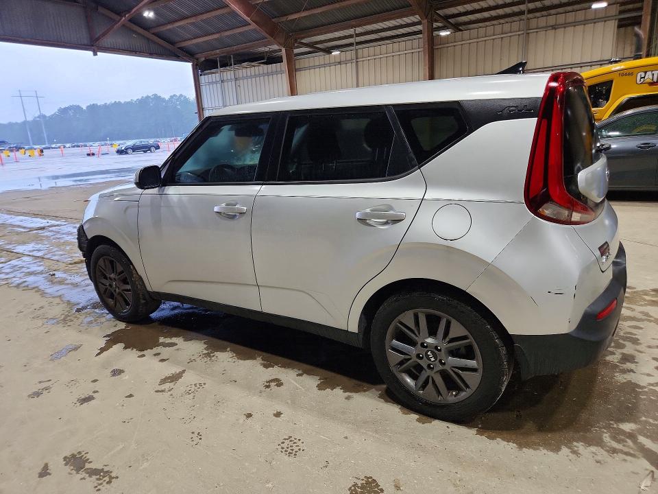 2021 Kia Soul VIN KNDJ23AU0M7794822 COPART salvage auction — FRONT END, Id - Salvage Certificate Of Title, sold $4,500 on 2026-07-17 (photo 2)