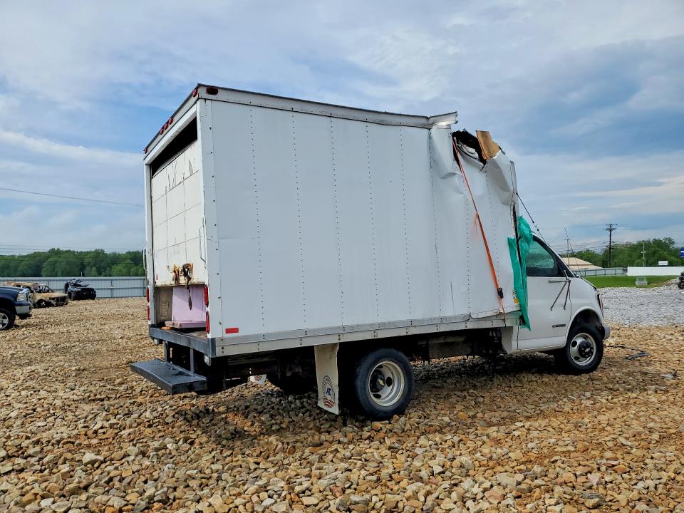 2002 Chevrolet Express 2500 VIN 1GBJG31R421144182 COPART salvage auction — ROOF, Pa - Certificate Of Salvage, sold $225 on 2026-07-08 (photo 3)