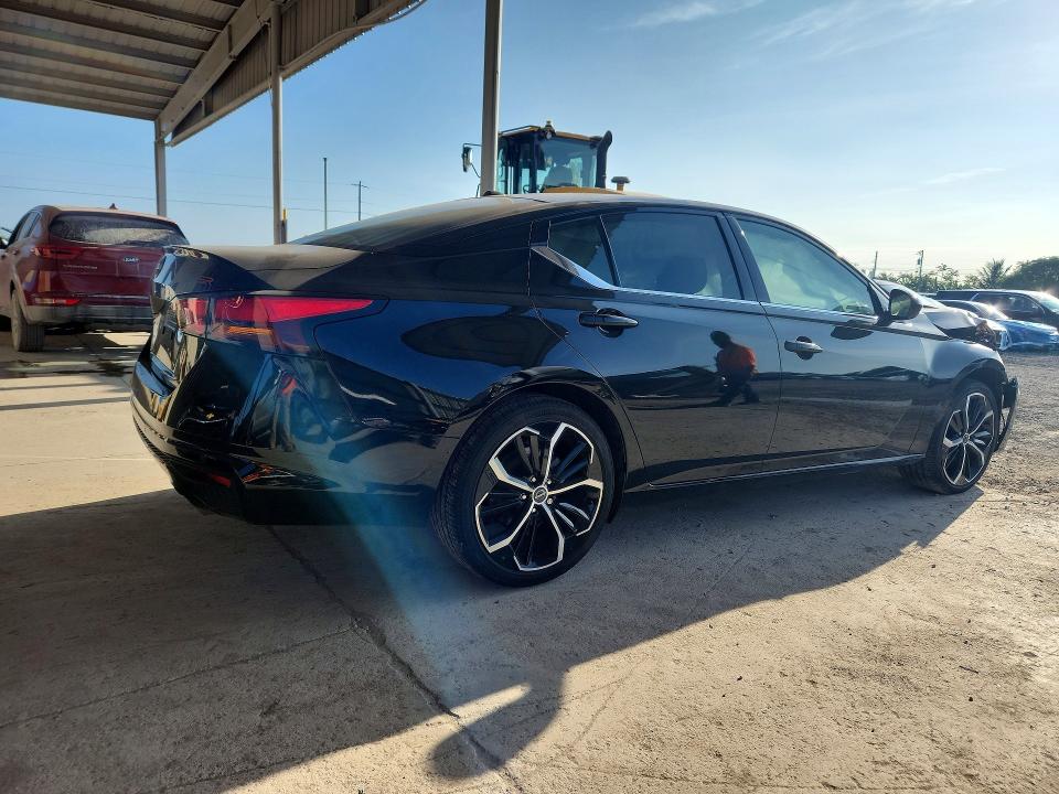 2025 Nissan Altima VIN 1N4BL4CV5SN302653 COPART salvage auction — FRONT END, Fl - Cert Of Title Slvg Rebuildable, sold $1,800 on 2026-07-22 (photo 3)