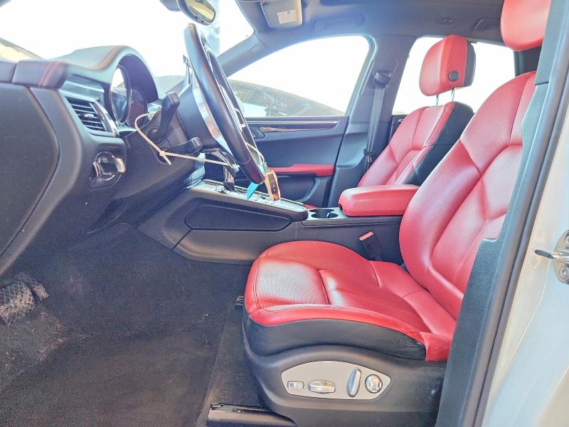 2017 Porsche Macan VIN WP1AB2A52HLB18628 COPART salvage auction — REAR END, Az - Cert Of Title - Salvage, sold $12,100 on 2026-07-09 (photo 7)