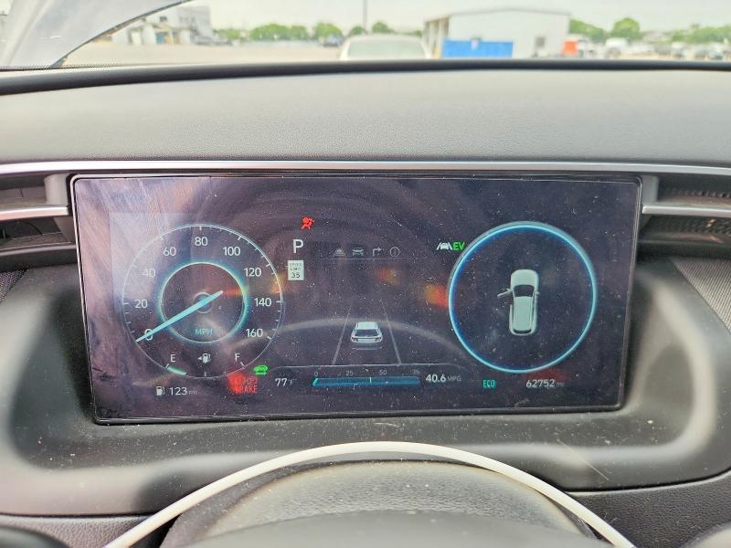 2023 Hyundai Tucson VIN KM8JECA1XPU098337 COPART salvage auction — SIDE, Tx - Salvage Vehicle Title, sold $13,600 on 2026-07-09 (photo 9)