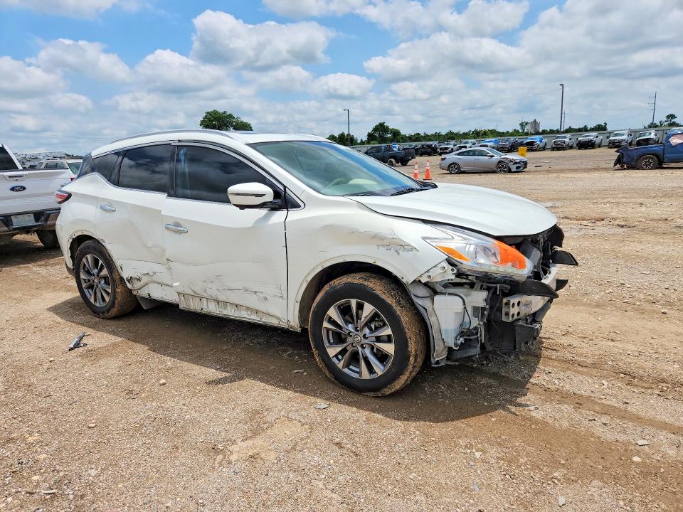 2017 Nissan VIN 5N1AZ2MH9HN130956 COPART salvage auction — SIDE, Tx - Salvage Vehicle Title, sold $1,900 on 2026-07-29 (photo 4)