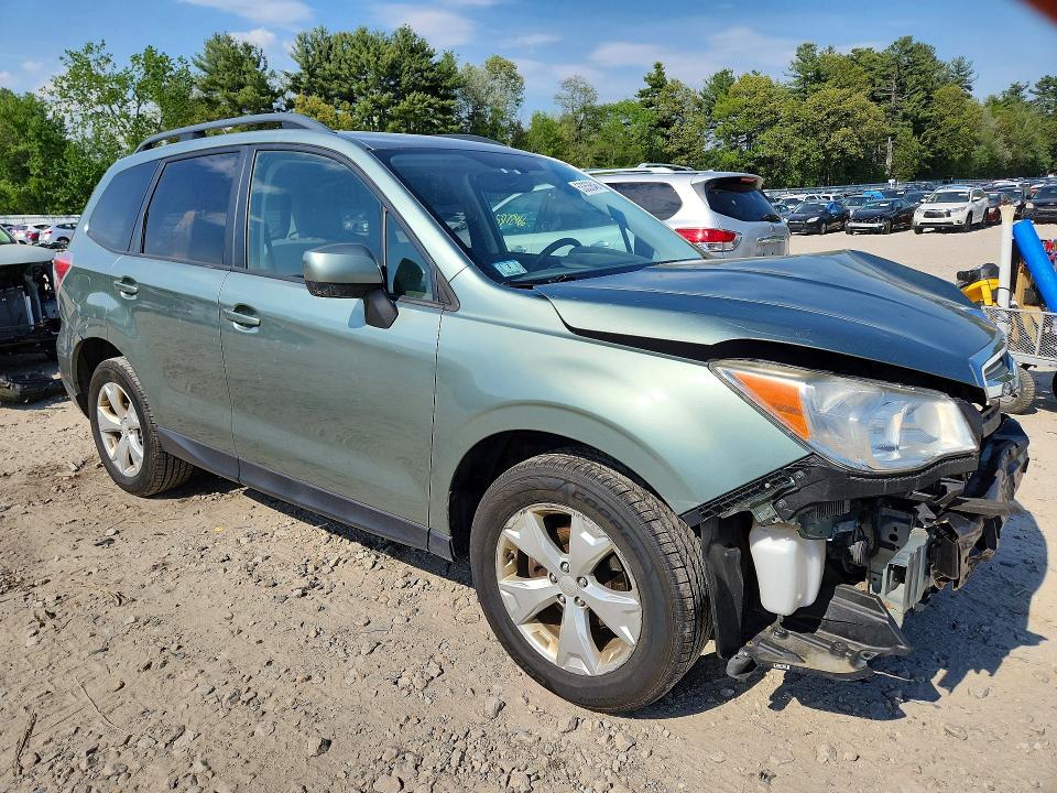 2014 Subaru Forester VIN JF2SJAEC8EH464940 COPART salvage auction — FRONT END, Ma - Cert Of Title-Reconstrctd Coll, sold $450 on 2026-07-02 (photo 4)