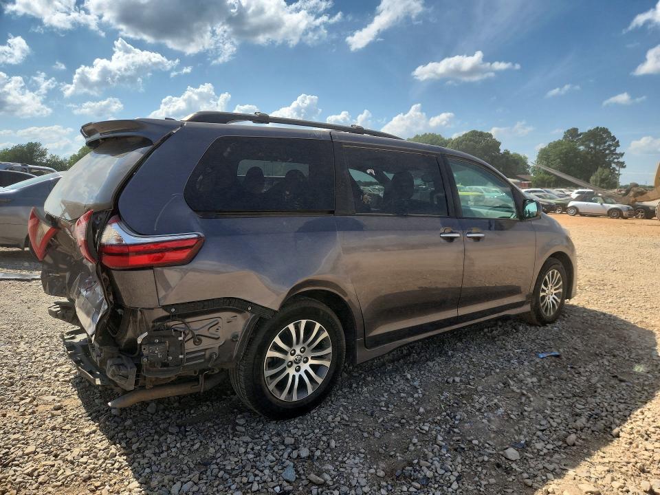 2020 Toyota Sienna VIN 5TDYZ3DCXLS076826 COPART salvage auction — REAR END, Al - Cert Of Title-Salvage Title, sold $6,700 on 2026-07-08 (photo 3)
