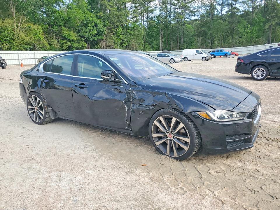 2017 Jaguar VIN SAJAE4BV0HA959637 COPART salvage auction — SIDE, Nc - Salvage Certificate Of Title, sold $2,000 on 2026-07-17 (photo 4)