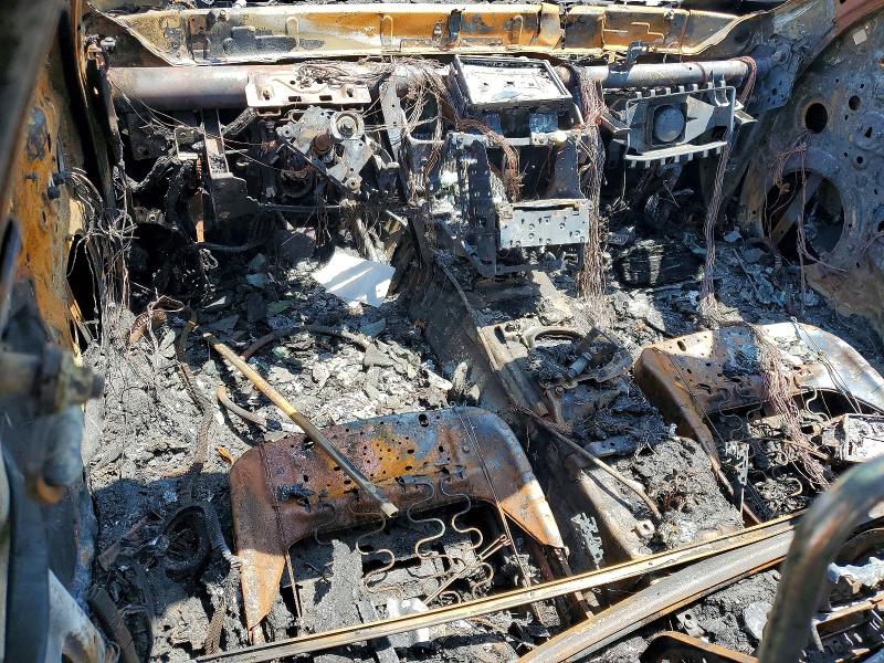 2018 Infiniti Q50 VIN JN1EV7AP5JM590074 COPART salvage auction — BURN, Ca - Non-Repairable Vehicle Cert, sold $350 on 2026-07-20 (photo 8)
