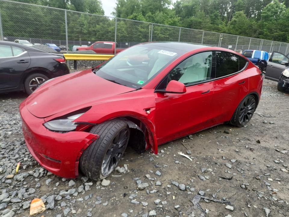 2022 Tesla Model y VIN 7SAYGDEF8NF546365 COPART salvage auction — FRONT END, Md - Cert Of Salvage > 75% Damage, sold $6,000 on 2026-07-28 (photo 1)