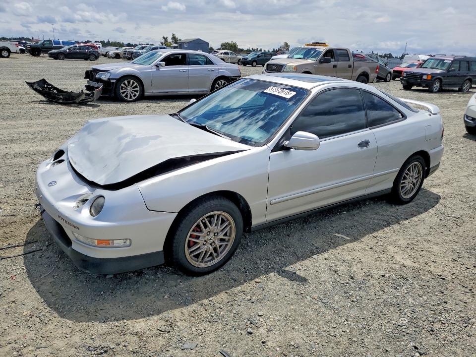 2000 Acura Integra VIN JH4DC4462YS001695 COPART salvage auction — FRONT END, Ca - Salvage Certificate, sold $525 on 2026-07-16 (photo 1)