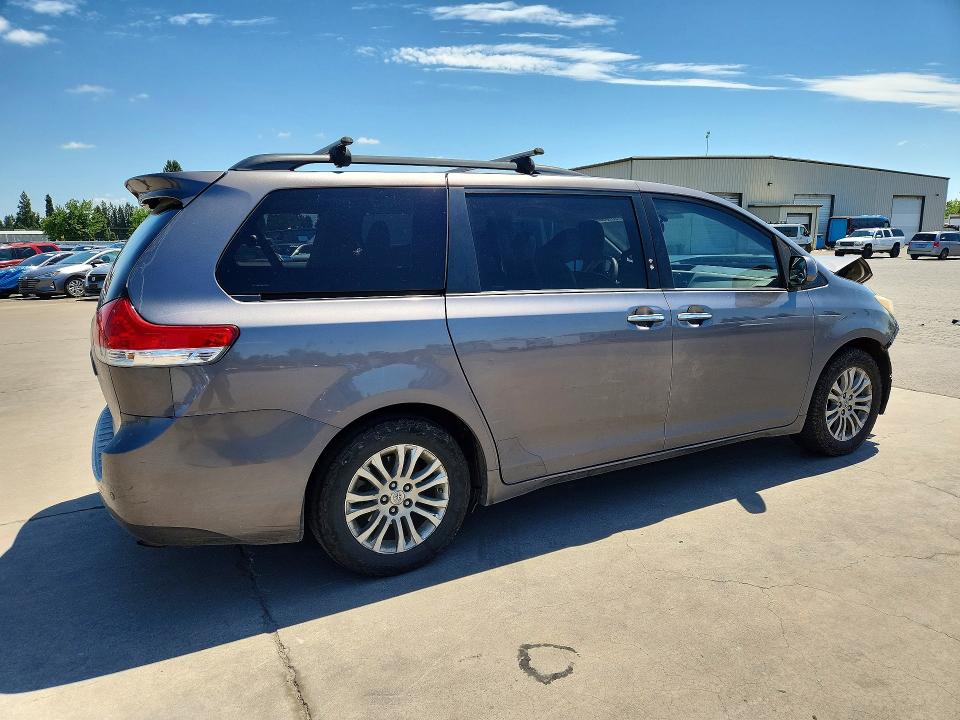 2011 Toyota Sienna VIN 5TDYK3DC1BS117623 COPART salvage auction — FRONT END, Or - Salvage Title Certificate, sold $1,500 on 2026-07-20 (photo 3)