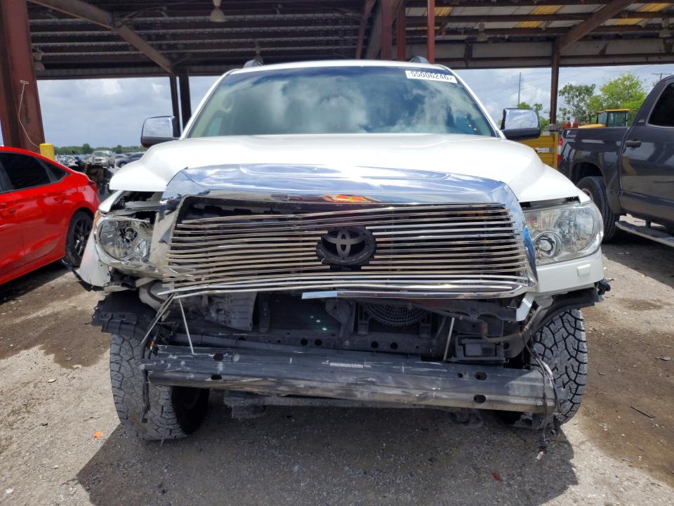 2016 Toyota Sequoia VIN 5TDDW5G16GS143277 COPART salvage auction — FRONT END, Fl - Cert Of Title Slvg Rebuildable, sold $8,500 on 2026-08-07 (photo 5)