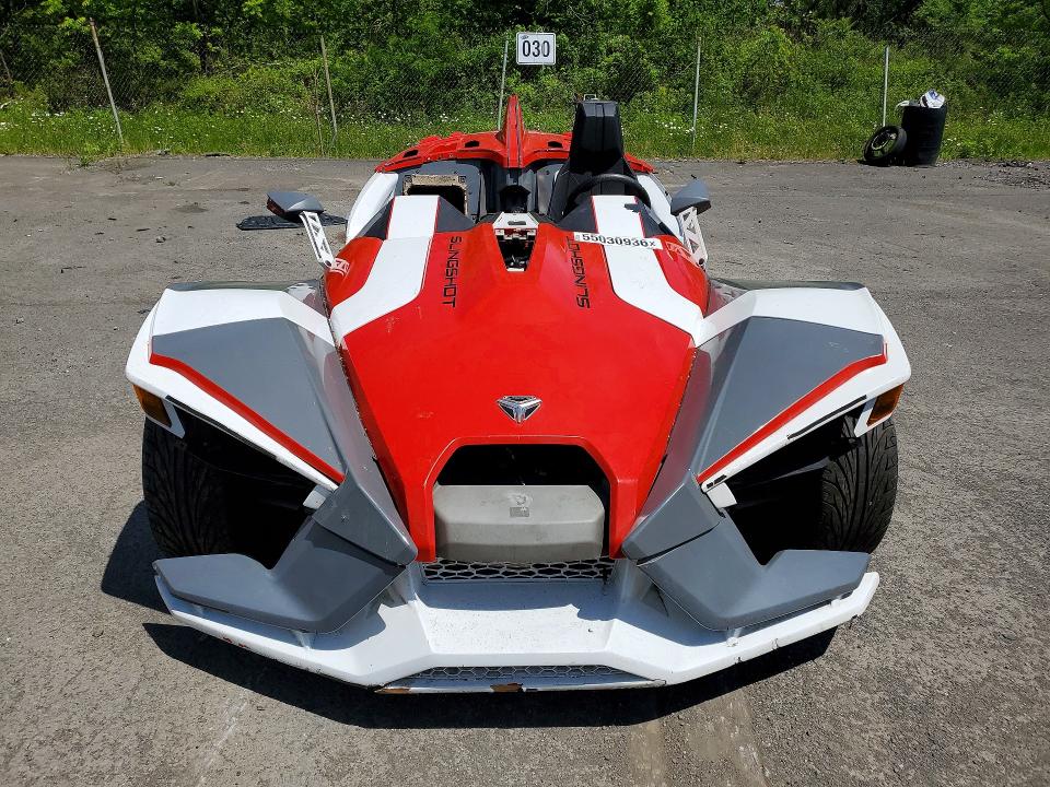 2016 Polaris Slingshot VIN 57XAAPFA1G5111817 COPART salvage auction — VANDALISM, Nj - Cert Of Title-Salvage, sold $7,800 on 2026-07-28 (photo 2)