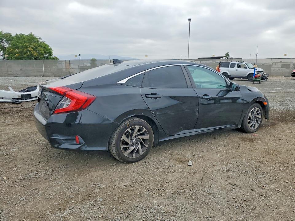 2018 Honda Civic VIN 2HGFC2F77JH510779 COPART salvage auction — FRONT END, CA - SALVAGE CERTIFICATE, sold $2,500 on 2026-07-02 (photo 3)