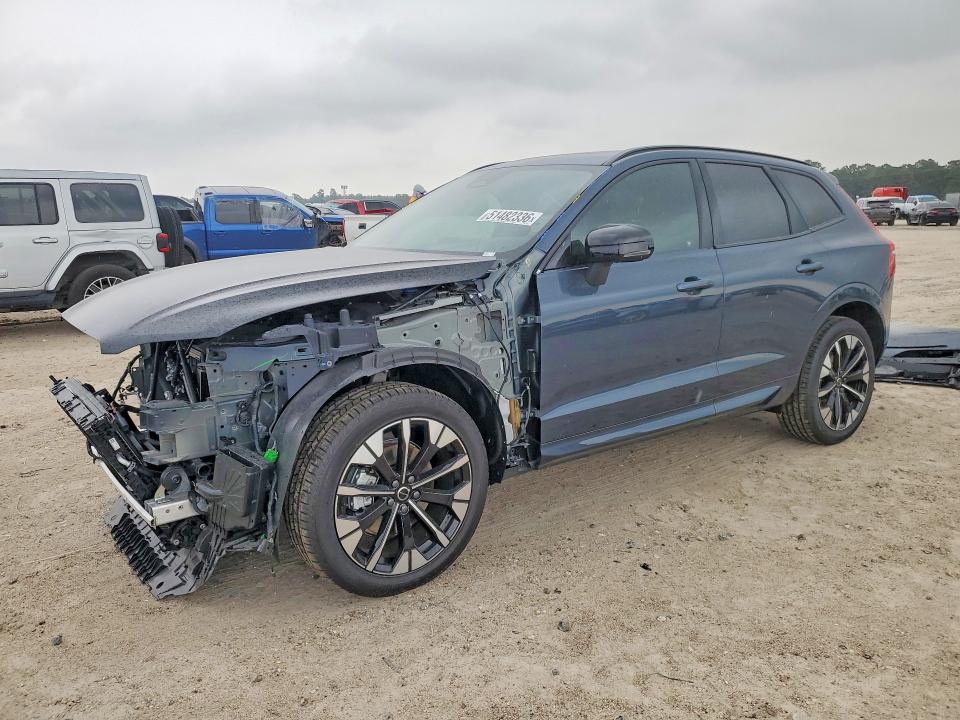 2026 Volvo Xc60 VIN YV4M12RC6T1416816 COPART salvage auction — FRONT END, Tx - Salvage Vehicle Title, sold $22,300 on 2026-07-03 (photo 1)