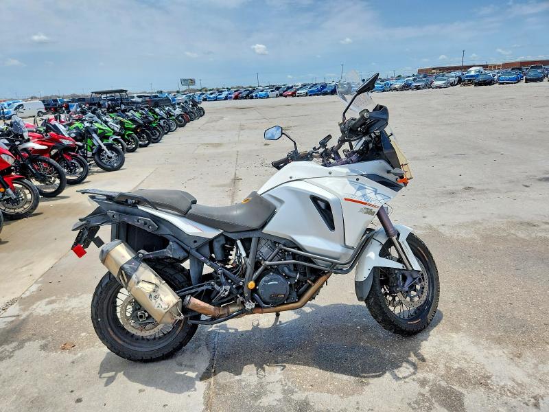 2015 Ktm VIN VBKV59406FM925775 COPART salvage auction — SIDE, Tx - Salvage Vehicle Title, sold $1,700 on 2026-07-02 (photo 1)
