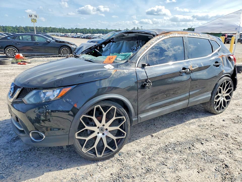 2017 Nissan Rogue VIN JN1BJ1CP5HW036203 COPART salvage auction — ROLLOVER, Tx - Salvage Vehicle Title, sold $400 on 2026-07-07 (photo 1)