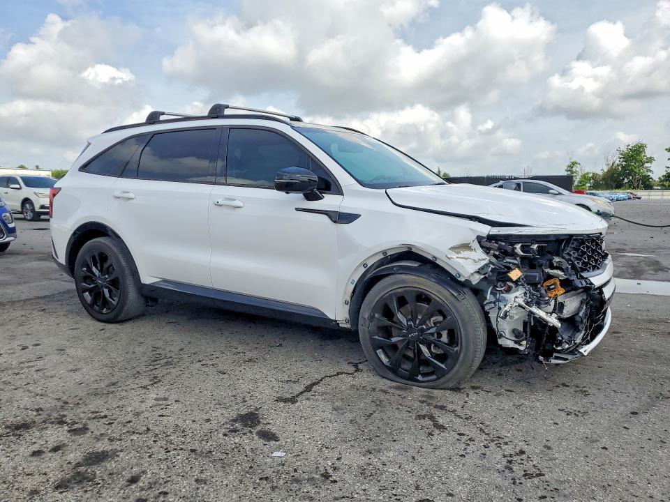 2022 Kia Sorento VIN 5XYRK4LFXNG126411 COPART salvage auction — FRONT END, Fl - Cert Of Title Slvg Rebuildable, sold $2,950 on 2026-07-30 (photo 4)