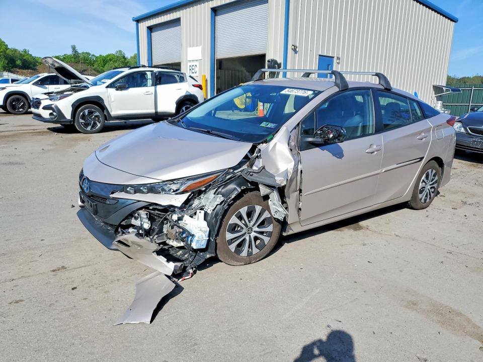 2022 Toyota Prius VIN JTDKAMFP7N3217231 COPART salvage auction — FRONT END, Pa - Certificate Of Salvage, sold $9,500 on 2026-07-08 (photo 1)