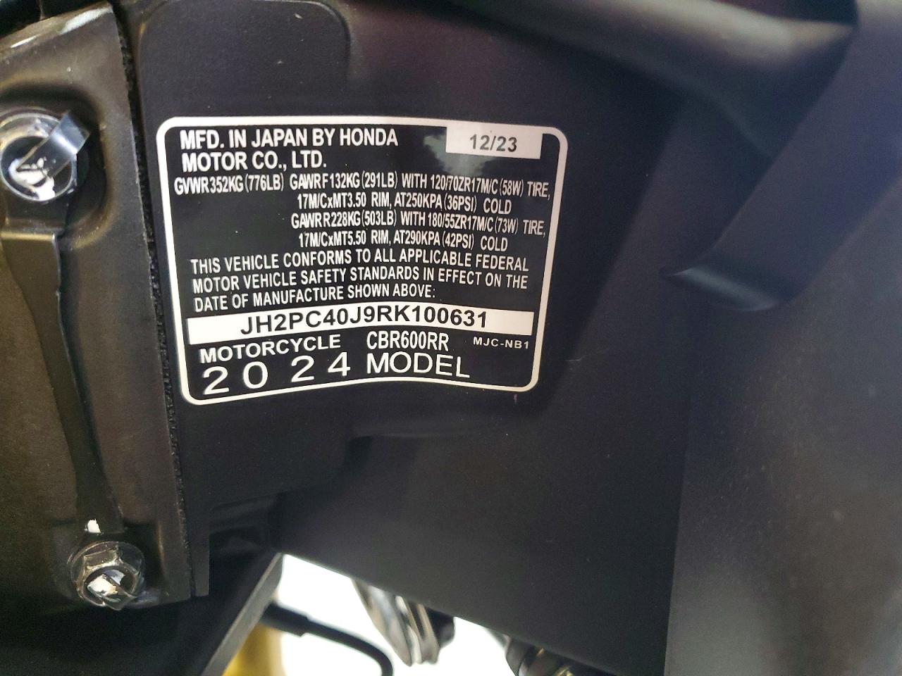 2024 Honda CBR600 VIN JH2PC40J9RK100631 COPART salvage auction — Side, OR - SALVAGE TITLE CERTIFICATE (P), sold $3,400 on 2026-07-09 (photo 9)