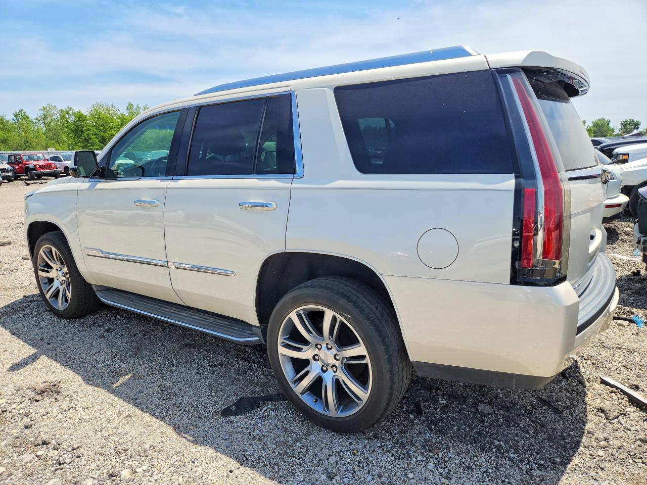 2015 Cadillac Escalade VIN 1GYS4MKJ8FR705069 COPART salvage auction — Vandalized, IL - SALVAGE CERTIFICATE, sold $14,000 on 2026-06-30 (photo 2)