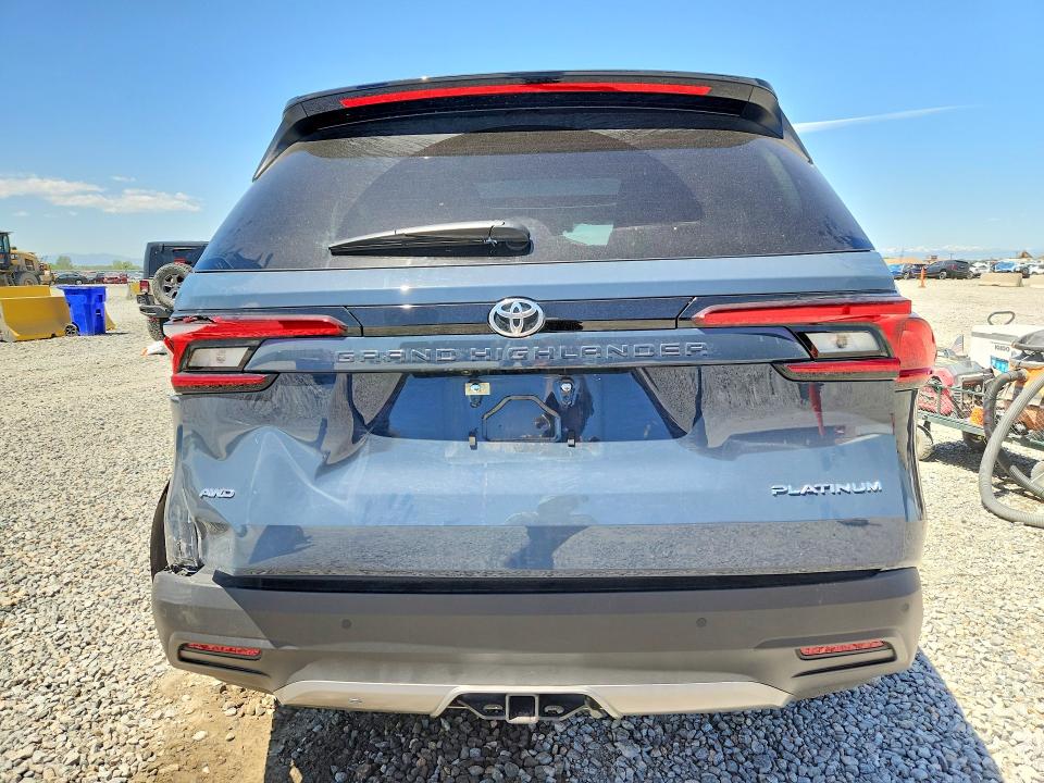 2026 Toyota Highlander VIN 5TDAAAB53TS120456 COPART salvage auction — FRONT END, Co - Public - Salvage Title, sold $14,700 on 2026-07-07 (photo 6)