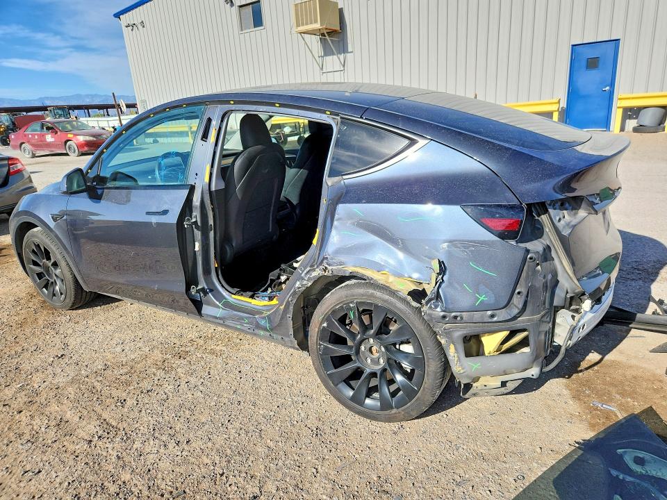 2022 Tesla VIN 7SAYGDEE1NA018008 COPART salvage auction — SIDE, Az - Cert Of Title - Salvage, sold $9,100 on 2026-07-17 (photo 2)