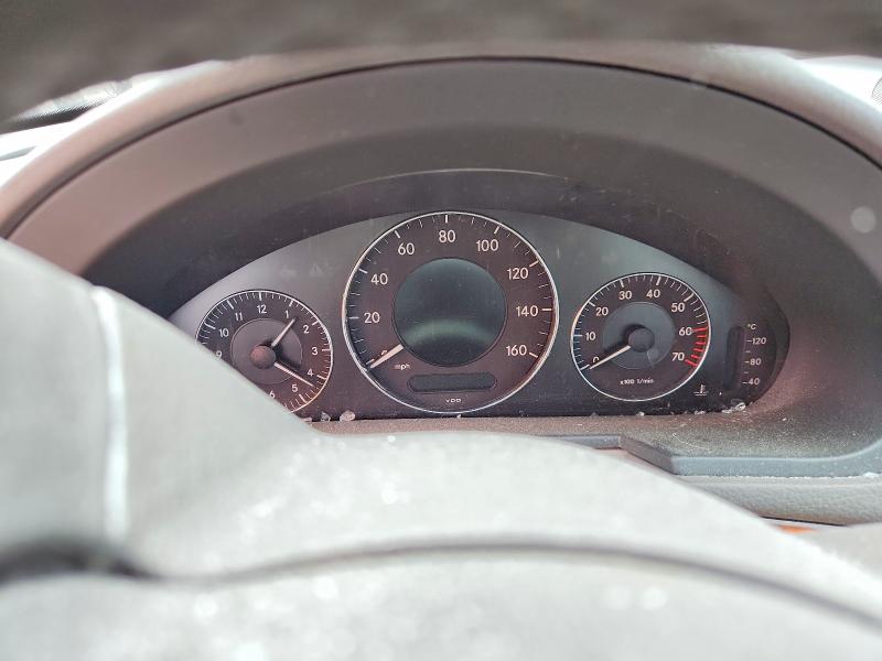 2005 Mercedes-benz E-klasse VIN WDBUF82JX5X174580 COPART salvage auction — FRONT END, IL - SALVAGE CERTIFICATE, sold $400 on 2026-07-06 (photo 9)