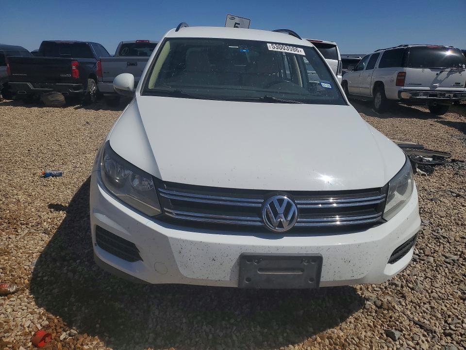 2016 Volkswagen Tiguan VIN WVGAV7AX5GW530705 COPART salvage auction — SIDE, Tx - Salvage Vehicle Title, sold $2,100 on 2026-07-07 (photo 5)