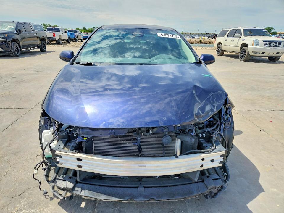 2022 Toyota Corolla VIN 5YFEPMAE7NP333926 COPART salvage auction — FRONT END, Tx - Certificate Of Title, sold $5,800 on 2026-07-02 (photo 5)
