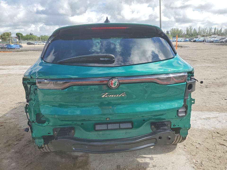 2024 Alfa romeo Tonale VIN ZASPATCW4R3046797 COPART salvage auction — REAR END, Fl - Cert Of Title Slvg Rebuildable, sold $17,200 on 2026-07-14 (photo 6)