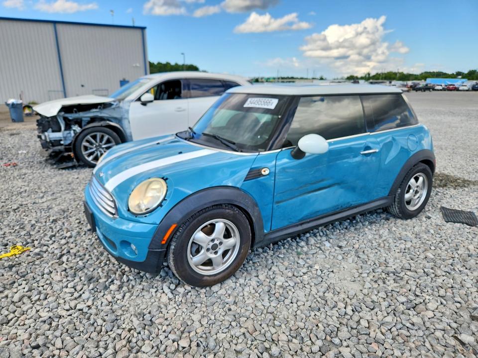 2010 Mini Cooper VIN WMWMF3C50ATZ25044 COPART salvage auction — FRONT END, Fl - Cert Of Title Slvg Rebuildable, sold $675 on 2026-07-13 (photo 1)
