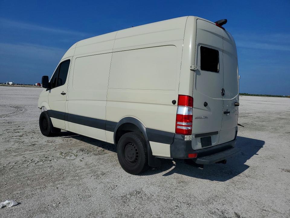 2018 Mercedes-benz Sprinter VIN WD3PE7CD0JP636458 COPART salvage auction — FRONT END, Fl - Cert Of Title Slvg Rebuildable, sold $7,600 on 2026-07-08 (photo 2)
