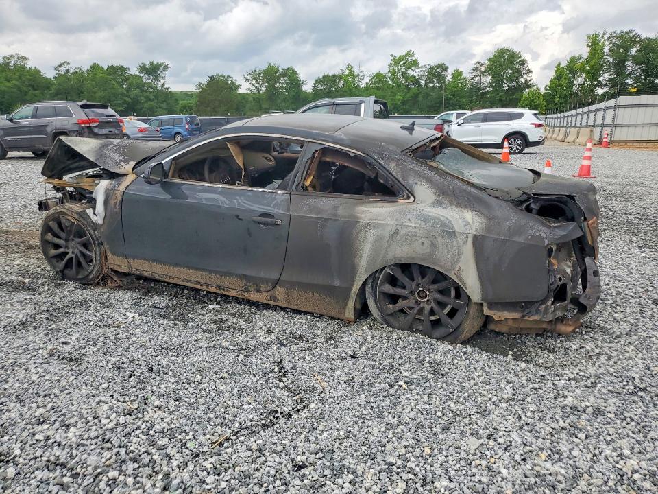 2013 Audi A5 VIN WAULFAFR9DA077518 COPART salvage auction — BURN, Sc - Cert Of Title-Salvage Fire, sold $350 on 2026-07-20 (photo 2)