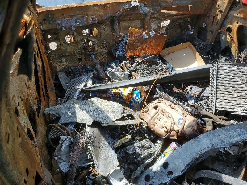 2015 Cadillac Ats VIN 1G6AA5RX0F0129866 COPART salvage auction — VANDALISM, On - Permit Irrepairable, sold $150 on 2026-07-02 (photo 8)